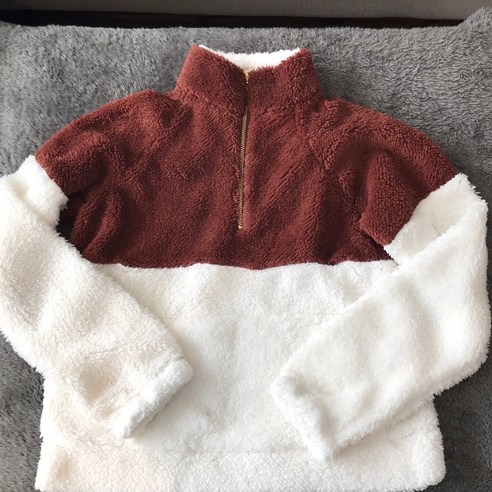 NWOT Sherpa quarter zip